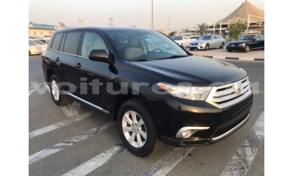Acheter Import Voiture Toyota Highlander Noir à Import - Dubai, Estuaire Acheter Import Voiture Toyota Highlander Noir à Import - Dubai, Estuaire