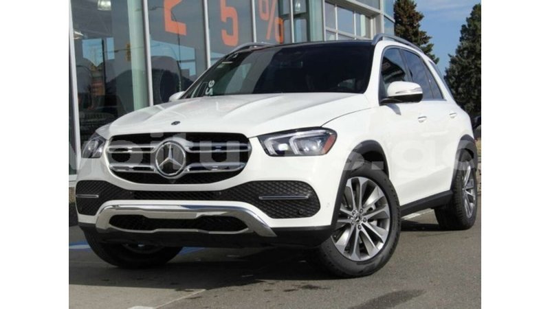 Big with watermark mercedes benz gle estuaire import dubai 4715