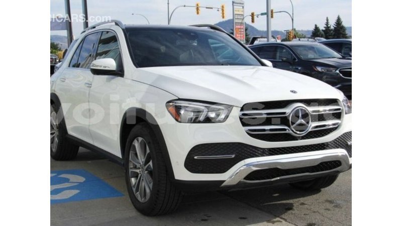 Big with watermark mercedes benz gle estuaire import dubai 4715