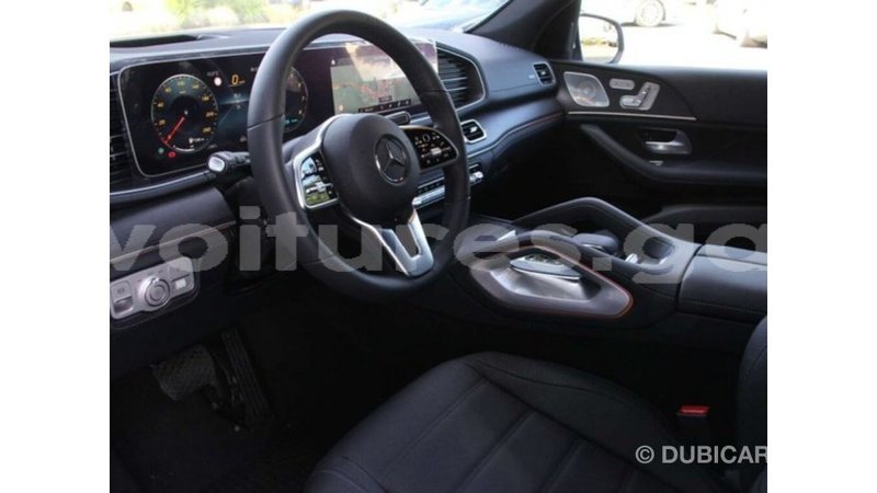 Big with watermark mercedes benz gle estuaire import dubai 4715