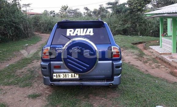 Acheter Occasion Voiture Toyota RAV4 Bleu à Libreville, Estuaire Acheter Occasion Voiture Toyota RAV4 Bleu à Libreville, Estuaire