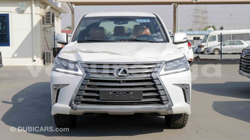 Big with watermark lexus lx estuaire import dubai 4724