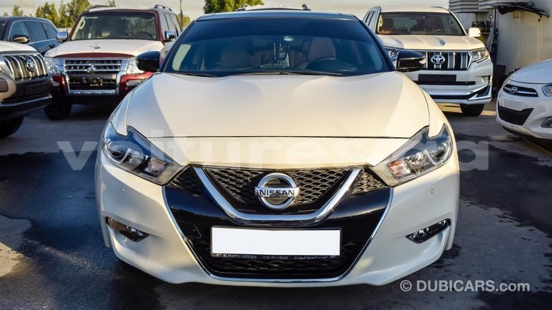 Big with watermark nissan maxima estuaire import dubai 4728