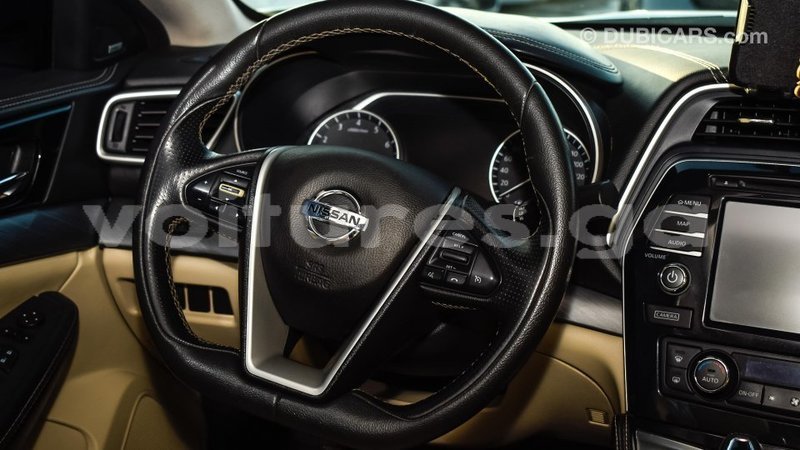 Big with watermark nissan maxima estuaire import dubai 4728