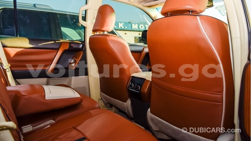 Big with watermark toyota prado estuaire import dubai 4729