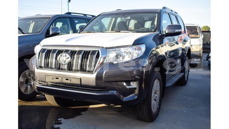 Big with watermark toyota prado estuaire import dubai 4732