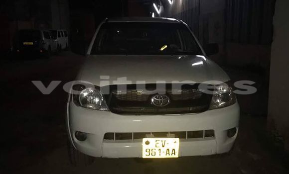 Acheter Occasion Voiture Toyota Hilux Blanc à Libreville, Estuaire Acheter Occasion Voiture Toyota Hilux Blanc à Libreville, Estuaire