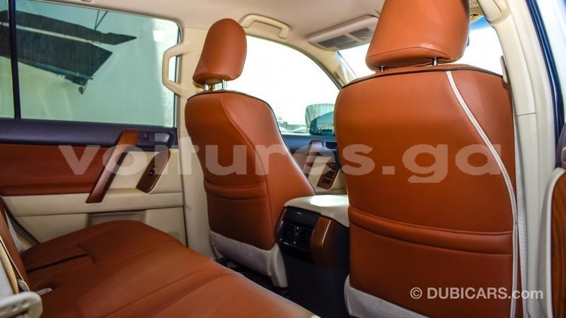 Big with watermark toyota prado estuaire import dubai 4733