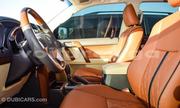 Acheter Import Voiture Toyota Prado Blanc à Import - Dubai, Estuaire Acheter Import Voiture Toyota Prado Blanc à Import - Dubai, Estuaire