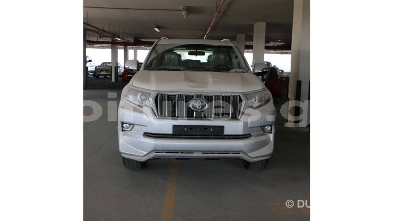 Big with watermark toyota prado estuaire import dubai 4736