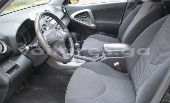 Sayi Na hannu Toyota RAV4 Black Mota in Libreville a estuary Sayi Na hannu Toyota RAV4 Black Mota in Libreville a estuary