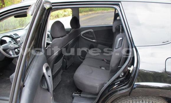 Sayi Na hannu Toyota RAV4 Black Mota in Libreville a estuary Sayi Na hannu Toyota RAV4 Black Mota in Libreville a estuary