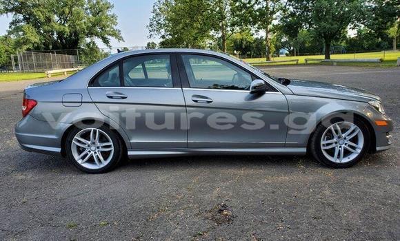 Sayi Na hannu Mercedes-Benz KOMPRESSOR Azurfa Mota in Libreville a estuary Sayi Na hannu Mercedes-Benz KOMPRESSOR Azurfa Mota in Libreville a estuary