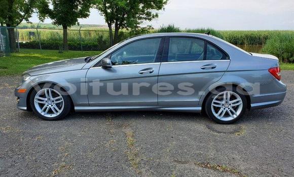 Sayi Na hannu Mercedes-Benz KOMPRESSOR Azurfa Mota in Libreville a estuary Sayi Na hannu Mercedes-Benz KOMPRESSOR Azurfa Mota in Libreville a estuary