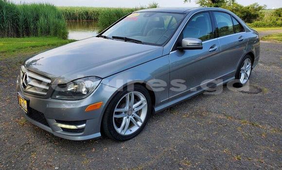 Sayi Na hannu Mercedes-Benz KOMPRESSOR Azurfa Mota in Libreville a estuary Sayi Na hannu Mercedes-Benz KOMPRESSOR Azurfa Mota in Libreville a estuary