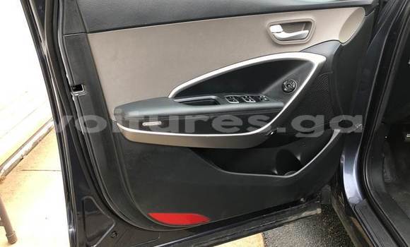 Buy Used Hyundai Santa Fe Beige Car in Libreville in Estuary Buy Used Hyundai Santa Fe Beige Car in Libreville in Estuary