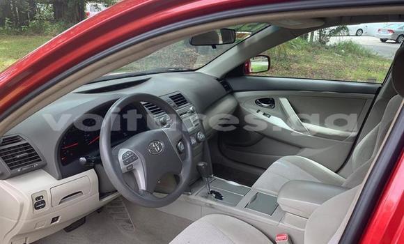 Sayi Na hannu Toyota Camry Red Mota in Libreville a estuary Sayi Na hannu Toyota Camry Red Mota in Libreville a estuary