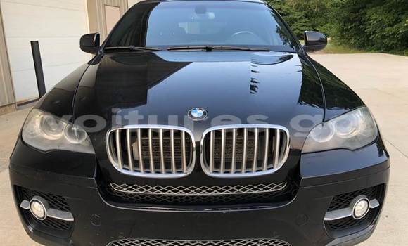 Sayi Na hannu BMW X6 Black Mota in Libreville a estuary Sayi Na hannu BMW X6 Black Mota in Libreville a estuary
