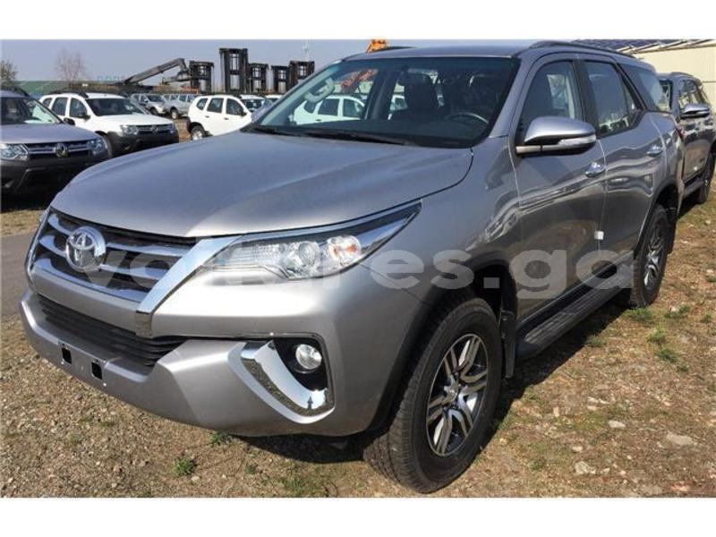 Big with watermark toyota fortuner estuaire libreville 4743