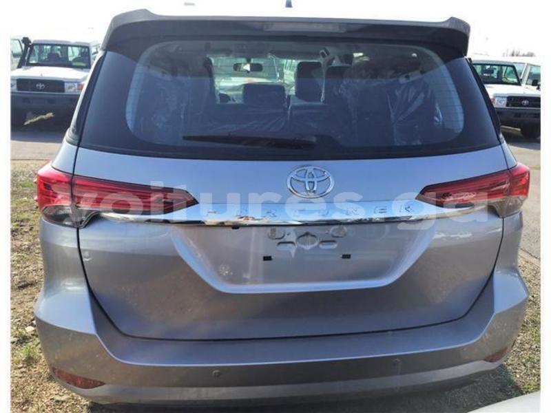 Big with watermark toyota fortuner estuaire libreville 4743