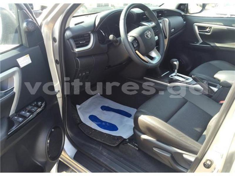 Big with watermark toyota fortuner estuaire libreville 4743