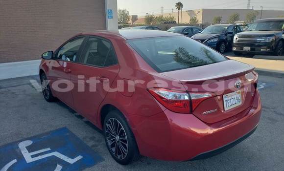 Sayi Na hannu Toyota Corolla Red Mota in Libreville a estuary Sayi Na hannu Toyota Corolla Red Mota in Libreville a estuary