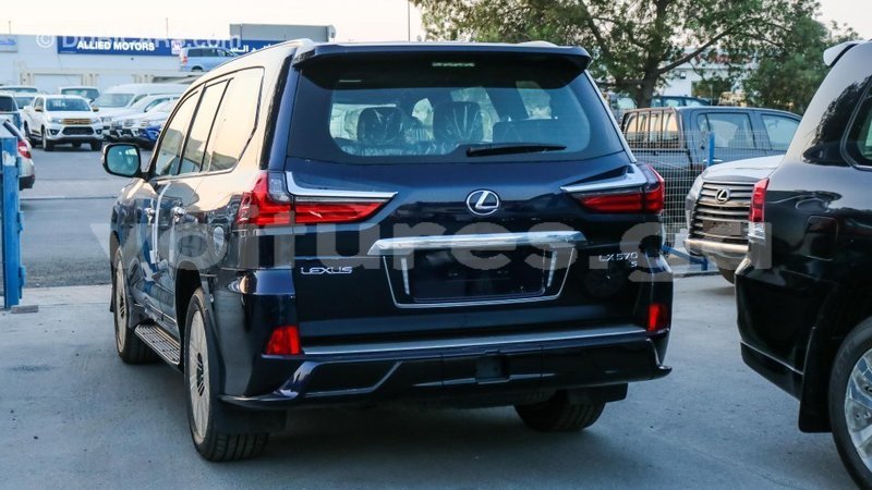 Big with watermark lexus lx estuaire import dubai 4750