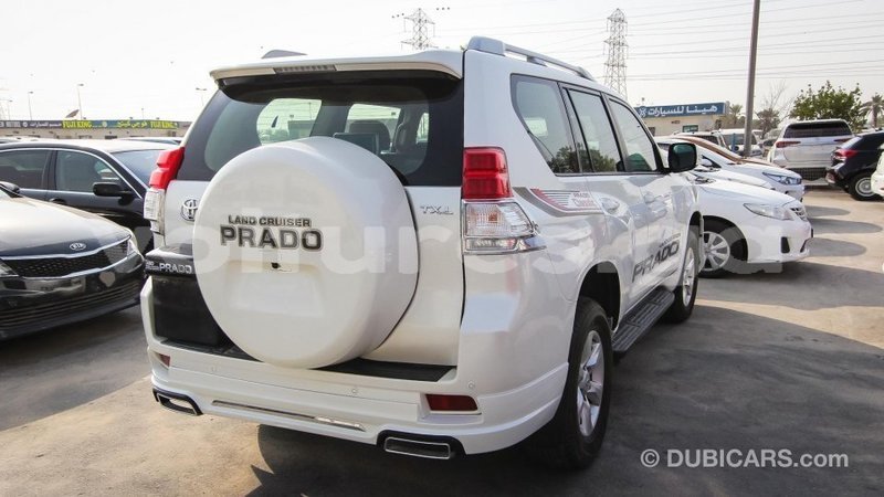 Big with watermark toyota prado estuaire import dubai 4756