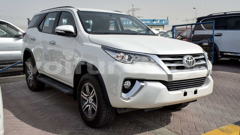 Big with watermark toyota fortuner estuaire import dubai 4757