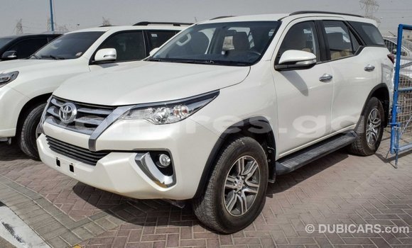 Acheter Import Voiture Toyota Fortuner Blanc à Import - Dubai, Estuaire Acheter Import Voiture Toyota Fortuner Blanc à Import - Dubai, Estuaire