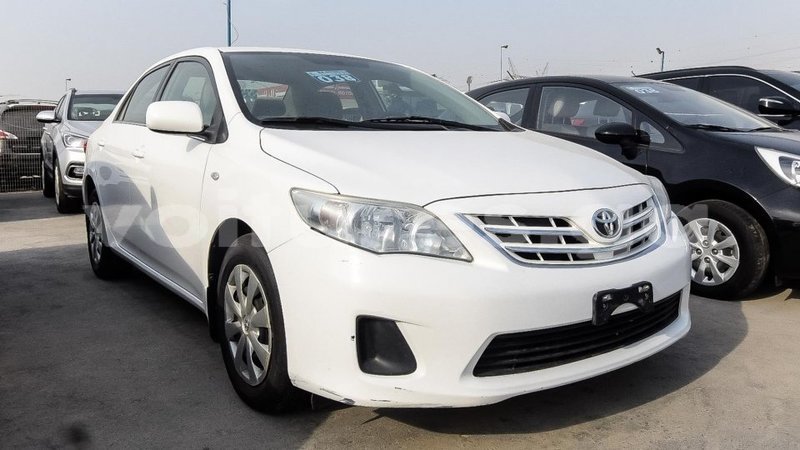 Big with watermark toyota corolla estuaire import dubai 4758