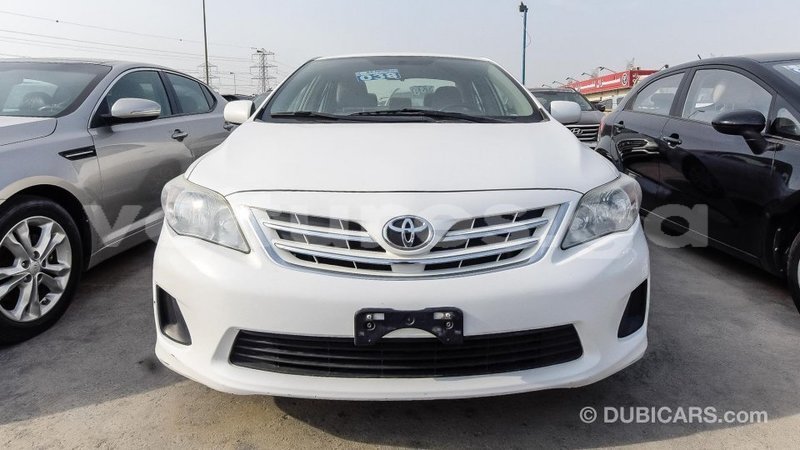 Big with watermark toyota corolla estuaire import dubai 4758