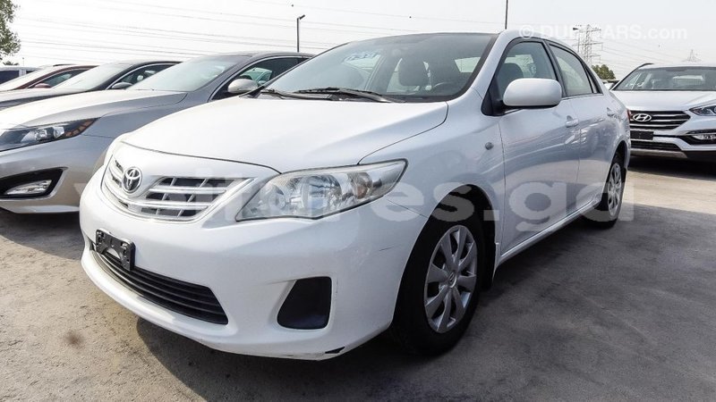 Big with watermark toyota corolla estuaire import dubai 4758