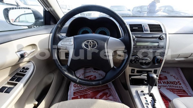 Big with watermark toyota corolla estuaire import dubai 4758