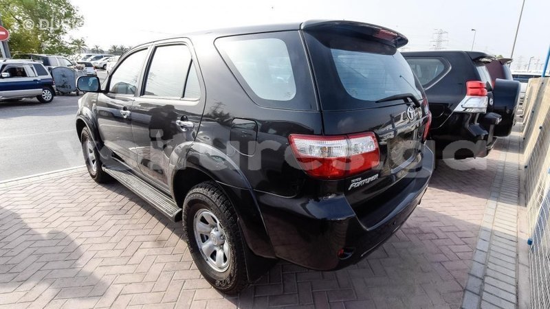 Big with watermark toyota fortuner estuaire import dubai 4761