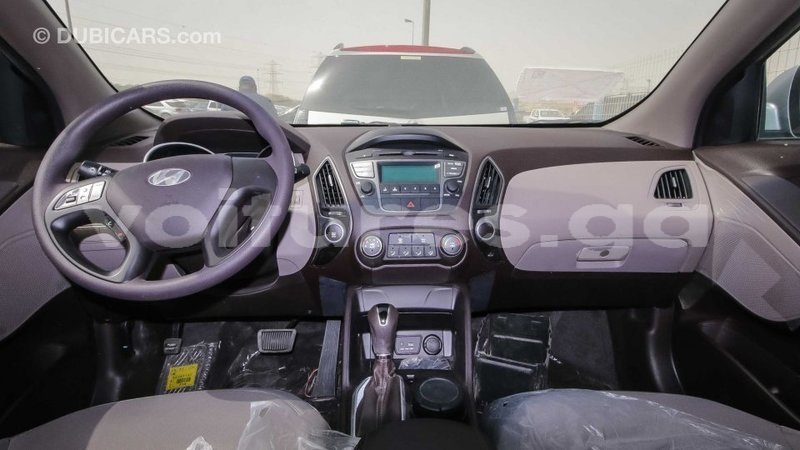 Big with watermark hyundai tucson estuaire import dubai 4762