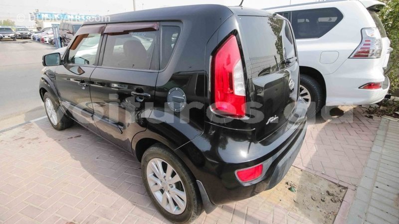 Big with watermark kia soul estuaire import dubai 4763