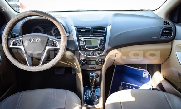 Acheter Import Voiture Hyundai Accent Marron à Import - Dubai, Estuaire Acheter Import Voiture Hyundai Accent Marron à Import - Dubai, Estuaire