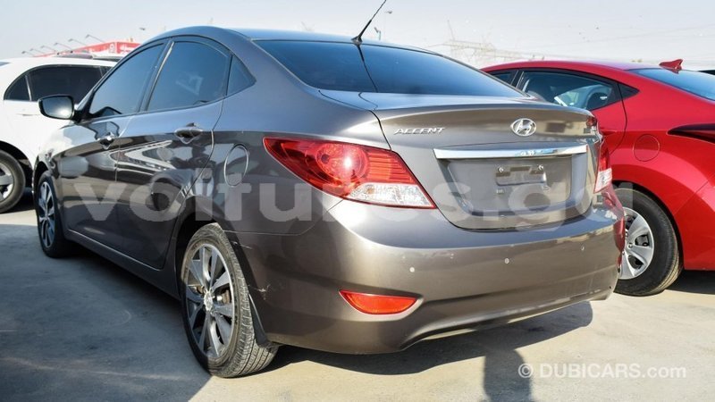 Big with watermark hyundai accent estuaire import dubai 4774