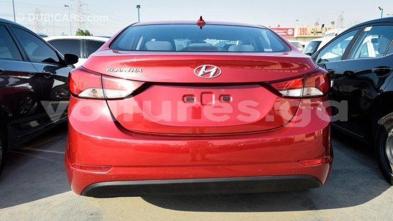 Big with watermark hyundai elantra estuaire import dubai 4775