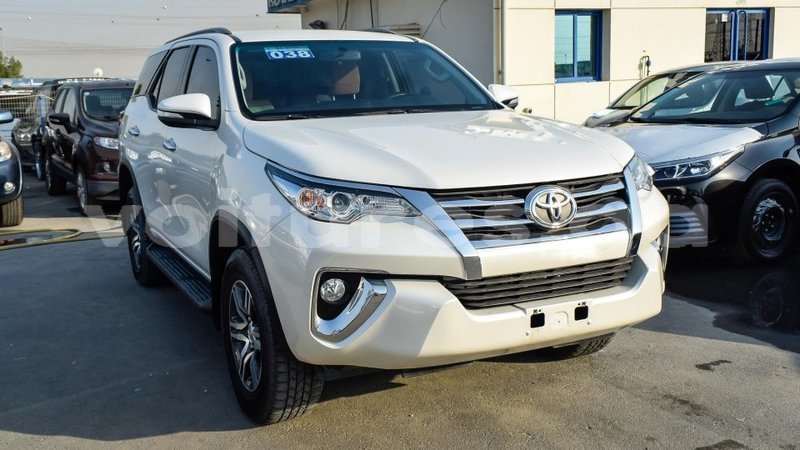 Big with watermark toyota fortuner estuaire import dubai 4776