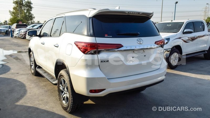 Big with watermark toyota fortuner estuaire import dubai 4776