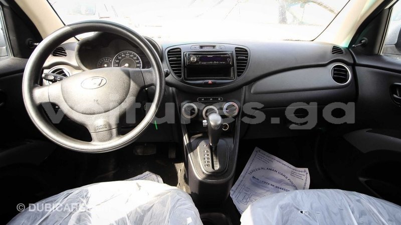 Big with watermark hyundai i10 estuaire import dubai 4778