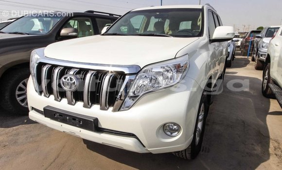 Acheter Import Voiture Toyota Prado Blanc à Import - Dubai, Estuaire Acheter Import Voiture Toyota Prado Blanc à Import - Dubai, Estuaire