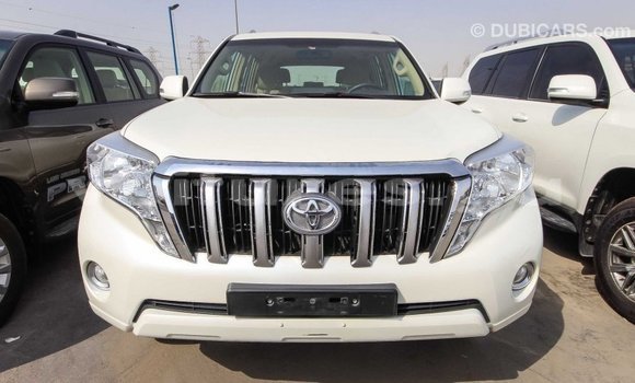 Acheter Import Voiture Toyota Prado Blanc à Import - Dubai, Estuaire Acheter Import Voiture Toyota Prado Blanc à Import - Dubai, Estuaire
