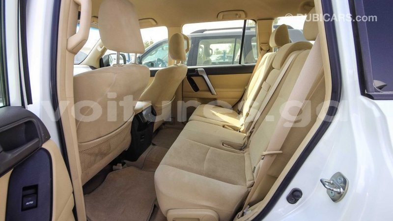 Big with watermark toyota prado estuaire import dubai 4779