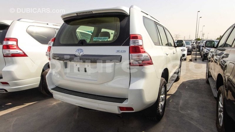 Big with watermark toyota prado estuaire import dubai 4779