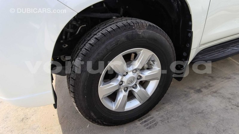 Big with watermark toyota prado estuaire import dubai 4779