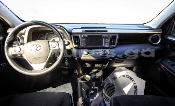 Acheter Import Utilitaire Toyota HiAce Noir à Import - Dubai, Estuaire Acheter Import Utilitaire Toyota HiAce Noir à Import - Dubai, Estuaire