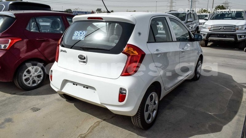 Big with watermark kia picanto estuaire import dubai 4786